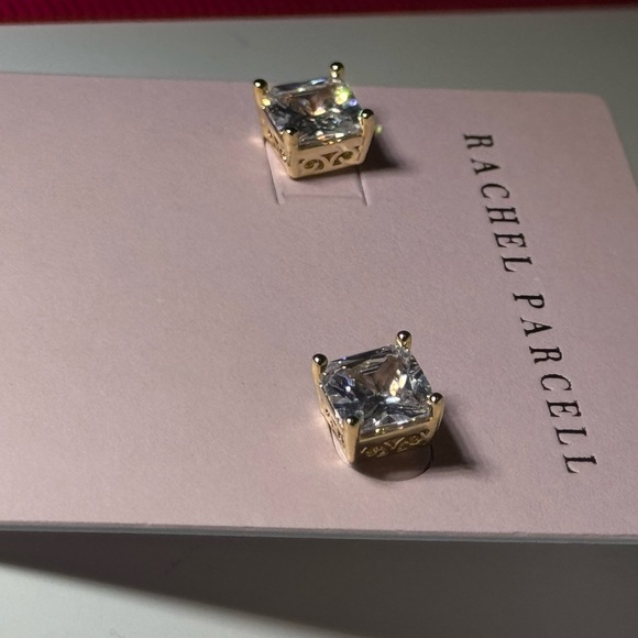 RACHEL PARCELL Gold Tone Stunning Large Square Stud Earrings NWT - Picture 5 of 6